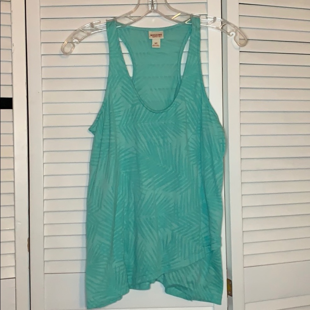 Cute Razor back tank!